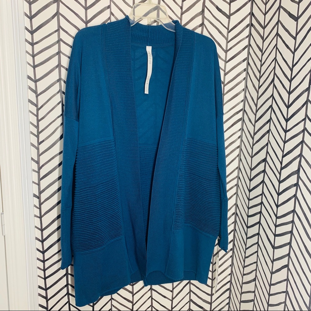 🔸 Lululemon sit in lotus wrap II petrol blue EUC